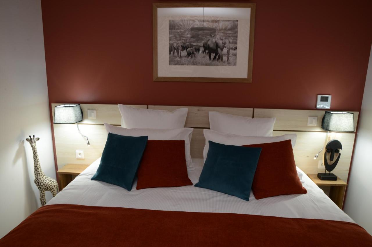 L'Hostellerie D'Acquigny Bagian luar foto