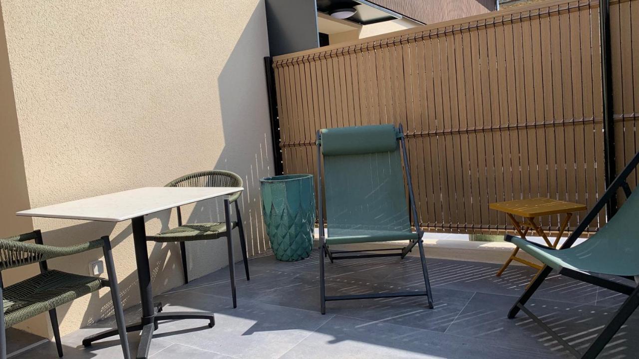 L'Hostellerie D'Acquigny Bagian luar foto